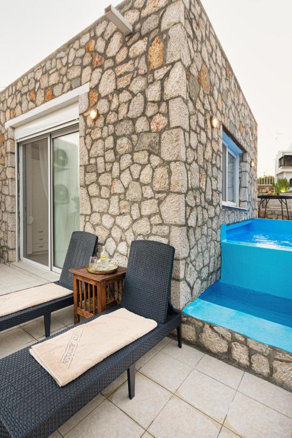 Chrysanthi's Stone House Holiday home *
