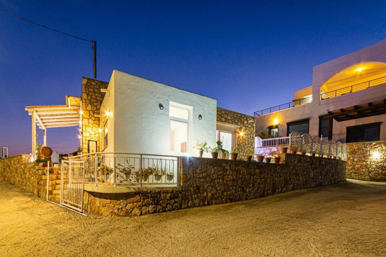 Chrysanthi's Stone House Holiday home *